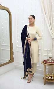 Ensemble de costume en soie crêpe long élégant pour femmes avec broderie exquise magnifiquement imprimé Dupatta ajoutant de l'élégance - Product Image 4