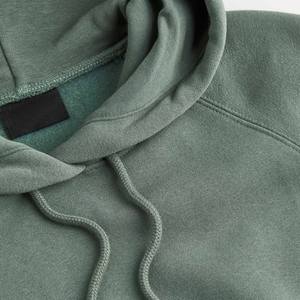 Sudadera con capucha personalizada para hombre en forro polar lavado verde mineral con cuello con capucha Diseño de cremallera Patrón sólido Impresión de cuello propio - Product Image 5