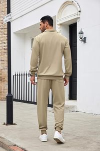 Chándal Atlético moderno para hombres y mujeres con tela elástica perfecto para deportes de fitness y aventura al aire libre - Product Image 3