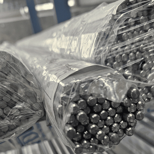 Titan rèn Ti-6.5Al-3.5Mo-1.5Zr-0.3Si đường kính lớn, Ti-6AI-2.5Mo-2Nb-2Sn-2Zr-1.5Cr-0.1Siand ASTM từ nhà sản xuất - Product Image 3