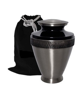 Urne artisanale en laiton massif pour cendres humaines Urne commémorative pour adulte pour homme femme Urne décorative pour cendres adultes Taille personnalisée - Product Image 3