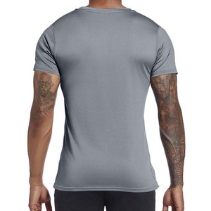 T-shirt de compression en polyester et élasthanne avec logo personnalisé OEM, produits les plus vendus au Pakistan, fabricant de t-shirts de sport, design personnalisé - Product Image 2