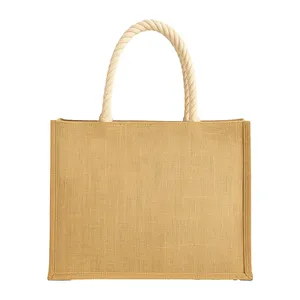 Borse Promozionali Personalizzabili con Manici in Corda e Fondo Rigido in Juta con Accessori Unici - Product Image 2