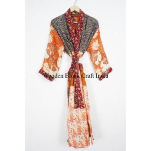 Kimono long en soie fait main pour femme, motif floral élégant de haute qualité, robes de demoiselle d'honneur, taille unique, vêtements de nuit d'été, livraison rapide - Product Image 4