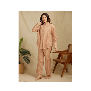 Offre Spéciale femmes à manches longues cordon marron ensemble robe de mode traditionnelle produit en vrac à la main robe personnalisée au meilleur prix - Product Image 1