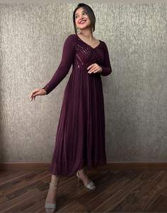 Robe de soirée de créateur, tenue de travail de Type Anarkali, couleur marron, renard Georgette avec doublure complète, broderie miroir - Product Image 3