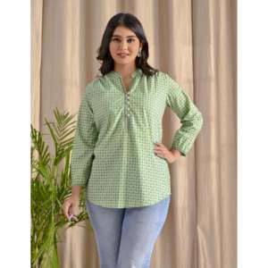 Blusa de Algodón Popelina de Alta Calidad para Mujer, Color Verde Pastel, Estilo Barik Butti con Botones Delanteros, Talla Única y Opciones de Talla XL Disponibles - Product Image 1