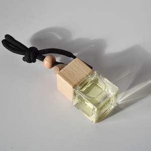 Botella de Perfume Duradera para Coche con Tapa de Rosca de Vidrio, Capacidad de 5ml, Cordón para Colgar, para Uso con Productos Químicos - Product Image 4