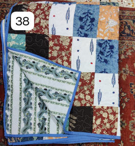 Lujosos edredones de retazos de algodón reversibles, ropa de cama elegante para todas las estaciones para la máxima comodidad y estética versátil para el hogar - Product Image 5