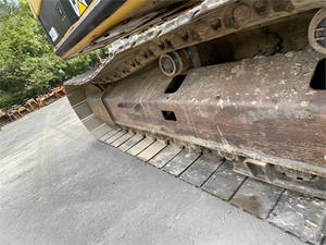 Excavadora de Orugas Usada 330D de 2006 con Motor y Bomba - Alta Eficiencia, 1 Año de Garantía - Product Image 2