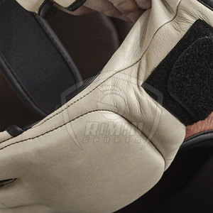 Guantes de MMA Personalizados de Nuevo Estilo a Precio Económico, Guantes de MMA de Alta Calidad y Diseño Ligero Hechos en Pakistán - Product Image 6