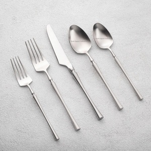 Vajilla de diseño elegante, juego de cubiertos de Metal dorado con mango redondo delgado para el hogar y la boda, juegos de cubiertos - Product Image 4