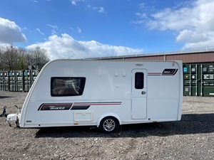 Autocaravana Remolcable 2025 para Camping y Viajes, Estándar de Emisiones Euro 6, Capacidad para 4-6 Personas, Cómoda - Product Image 3