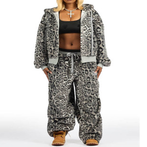 Ensemble de survêtement pour femmes, jogging décontracté, ensemble de sweat-shirt confortable et respirant, tenue de sport pour l'entraînement et la course à pied - Product Image 4