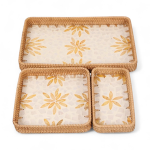 Plateau de service flexible en rotin fait main bohème avec nacre pour le service quotidien des aliments, utilisation en cuisine et présentation sur table - Product Image 1