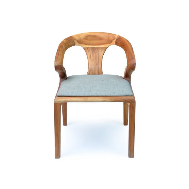 คัสตาร์ม