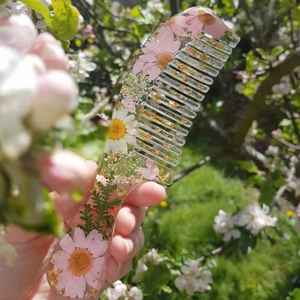 หวีสางผมทำจากเรซินหวีสำหรับร้านเสริมสวยมืออาชีพหวีสางผมคุณภาพดีสไตล์ญี่ปุ่น - Product Image 1