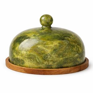 Support à gâteau élégant en résine crème avec base en bois, parfait pour les occasions spéciales et les décorations de table - Product Image 2