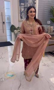 ชุดสีพีช salwar และ dupatta ที่นิยมมากที่สุดพร้อมงานปักและผ้า chinnon สำหรับงานปาร์ตี้และโอกาส - Product Image 2
