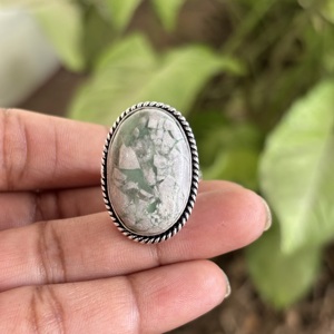 Bagues Vintage Uniques en Laiton Plaqué Argent avec Variscite Naturelle pour Femme, Bijoux de Mode Étanche en Gros, Vente Chaude - Product Image 2
