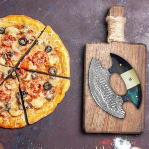 Couteau Ulu en acier de Damas avec manche en bois, coupe-pizza unique, couteau de chef, couteau de cuisine, cadeau idéal pour un anniversaire ou un anniversaire de mariage, hachoir à pizza - Product Image 2