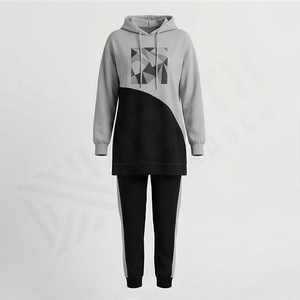 Ensemble de survêtement pour femmes, combinaison de couleurs personnalisée, grandes poches avant, manches élastiques, capuche, vêtements de sport décontractés, ensemble de jogging - Product Image 1