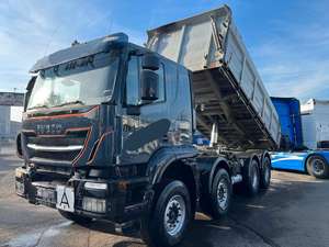 Camion benne IVECO TRAKKER AT410T 8X4 neuf/d'occasion avec caméra arrière 360°, capacité de charge 31-40T, émission Euro 6, diesel Dongfeng, automatique - Product Image 2