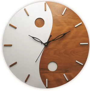 Horloge murale en bois classique au design gravé Fabricant et exportateur Fantaisie Nouveau design Horloge de décoration murale Top Exportateur Inde - Product Image 5