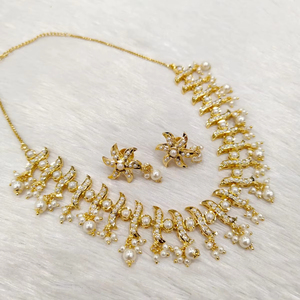 Glamorous Indian AD Jewelry Set para mujer Deslumbrante collar de latón Pendientes Combo Clásico para bodas Regalos Celebraciones - Product Image 1