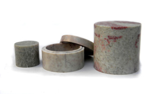 Caja de Joyería de Estilo Rústico para Anillos, Diseño Nuevo, de Piedra Blanca, Geométrica, Hexagonal, Esmaltada - Product Image 3