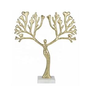 Figurine décorative de conception antique Objet de table Accent sculptural artistique pour l'intérieur de bureau à domicile de luxe et les cadeaux spéciaux - Product Image 1