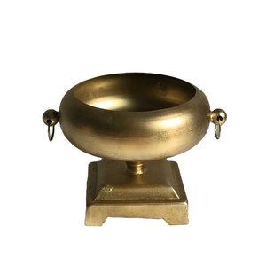 Latest Unique Shaped Luxury Design of clear High Quality Metal Iron Brass Antique Candle <b>Jar</b> for Candle Filling - Product Image 1