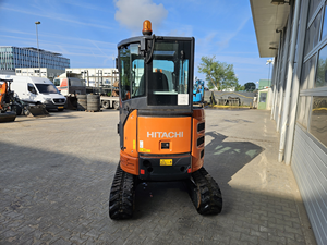 รถขุดขนาดเล็ก Hitachi ZX26U-6 เครื่องยนต์ Yanmar 20.9 แรงม้า น้ำหนัก 2.7 ตัน 3 ตัน 1.8 ตัน แบบสวิงหางสั้น - Product Image 3