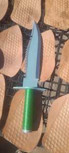 Cuchillo de Supervivencia para Caza y Camping al Aire Libre con Hoja de Acero con Alto Contenido de Carbono, Espiga Dentada, Punta de Clip y Mango de Aluminio - Product Image 3
