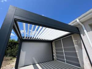 Pérgola Bioclimática de Aluminio con Recubrimiento en Polvo de Platino, Ecológica, Retráctil, Duradera y Resistente a la Intemperie - Product Image 3