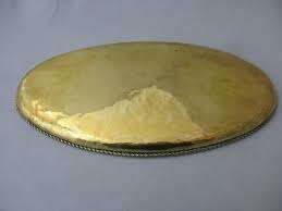 Bandejas de servicio de metal chapado en oro de latón de lujo diseño personalizado vajilla hecha a mano al por mayor restaurante comida desayuno bandeja de servicio - Product Image 5