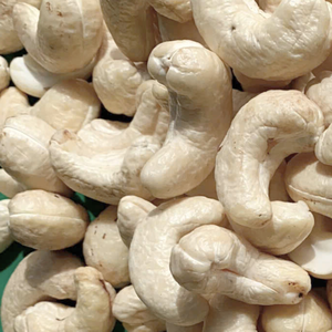 Proveedor Confiable de Nueces de Anacardo W320, Nueces de Anacardo W320, Nueces de Anacardo WW180, WW240, WW320 WS de Santigo, Vietnam - Product Image 1