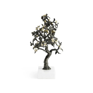 Bold <b>Black</b> Metal Nature Inspired Sculpture Contemporary <b>Table</b> Ornament Creative Artistic Accent for Stylish Homes - Product Image 4