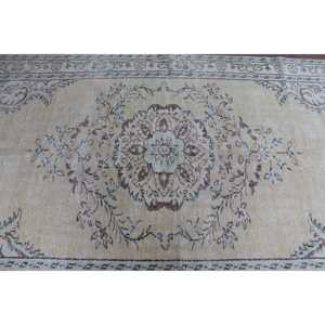 Alfombra de 5.2x9 pies, Alfombra Turca Vintage, Alfombra de Lana Blanca - Product Image 4