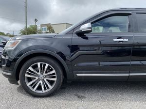 ข้อเสนอสุดพิเศษ! รถฟอร์ด เอ็กซ์พลอเรอร์ แพลตตินัม AWD ปี 2018 พร้อมส่งมอบ - Product Image 6