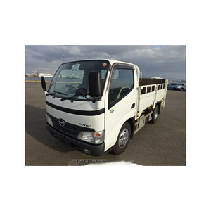 Camions Hino Dutro abordables prêts à la revente mondiale avec des performances efficaces et une construction compacte - Product Image 6