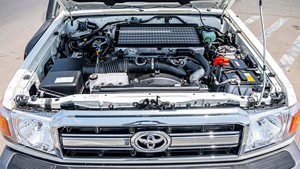 Toyota Land Cruiser lc76 4.5L D 2022 d'occasion propre - Product Image 5