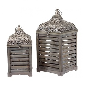 Fabriqué à la main décoratif pour la maison hôtel mariages décoration bougeoir lanterne finition personnalisée verre et longue lanterne en métal - Product Image 4