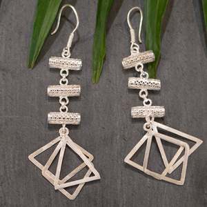 Best Selling Adaah Filigree <b>Silver</b> <b>Stud</b> Earrings High Quality Indian Supplier with Glittering Shine Top Grade High Grade - Product Image 3