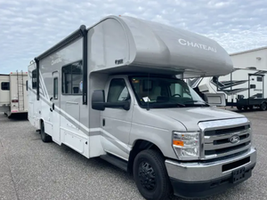 Mejores Autocaravanas Usadas 2022 2023 2020 Thor Chateau Clase C, Campers RV, Autocaravanas con Color Personalizado Disponible, Bajo Kilometraje - Product Image 3