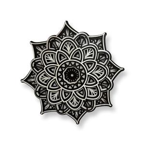 Vente chaude Panneau mural en bois Art déco suspendu avec motif mandala 3D Artisanat en bois pour décoration d'anniversaire - Product Image 1