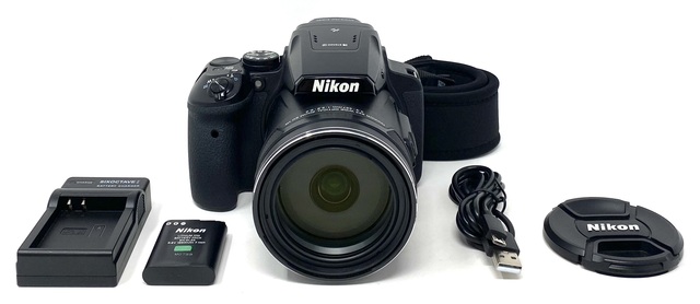 used camera Nikon COOLPIX P900 Digital Camera (Black)