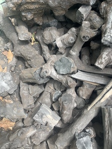 Charbon de bois de café en morceaux écologique du Vietnam Bâton de charbon de bois naturel pour barbecue, brûlage propre pour narguilé - Product Image 4