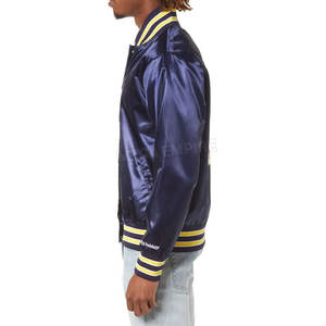 เสื้อแจ็กเก็ตบอมเบอร์ผ้าซาตินมีฮู้ดสำหรับผู้ชายปกตั้งแฟชั่นไซส์พิเศษงานตามสั่ง - Product Image 5