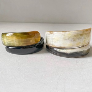 Bracelets en corne de buffle naturelle, fabrication artisanale de bijoux en corne de buffle - Product Image 2